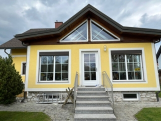 Ein Bild, das drauen, Gebude, Himmel, Haus enthlt.

Automatisch generierte Beschreibung